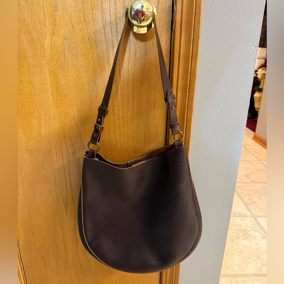 Portland Leather Large Olivia Shoulder bag - Picture 7 of 8
